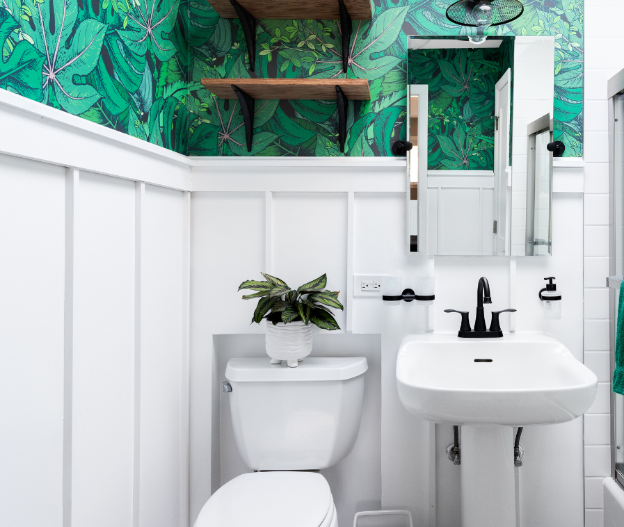 professional-wainscotting-chair-rail